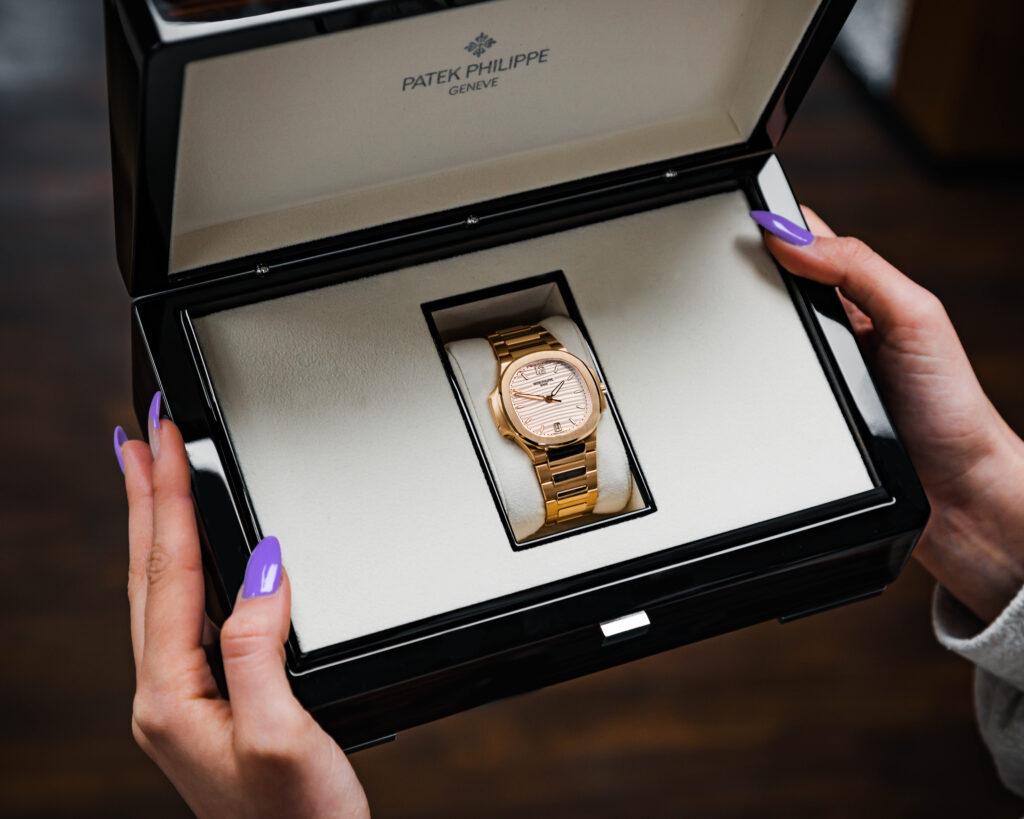 Ladies Patek Philippe Nautilus